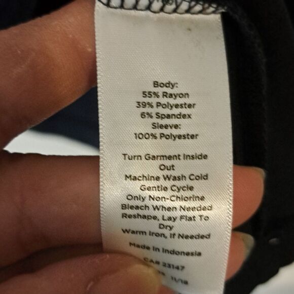 Talbots black off the shoulder blouse size medium - Picture 4 of 7